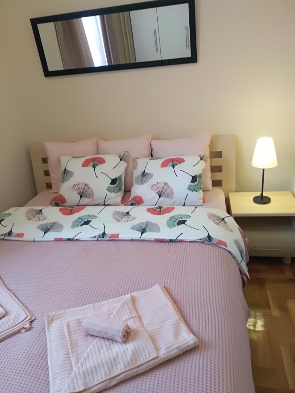 Apartman Nina Vojvode Stepe Vozdovac Voždivac Exterior foto
